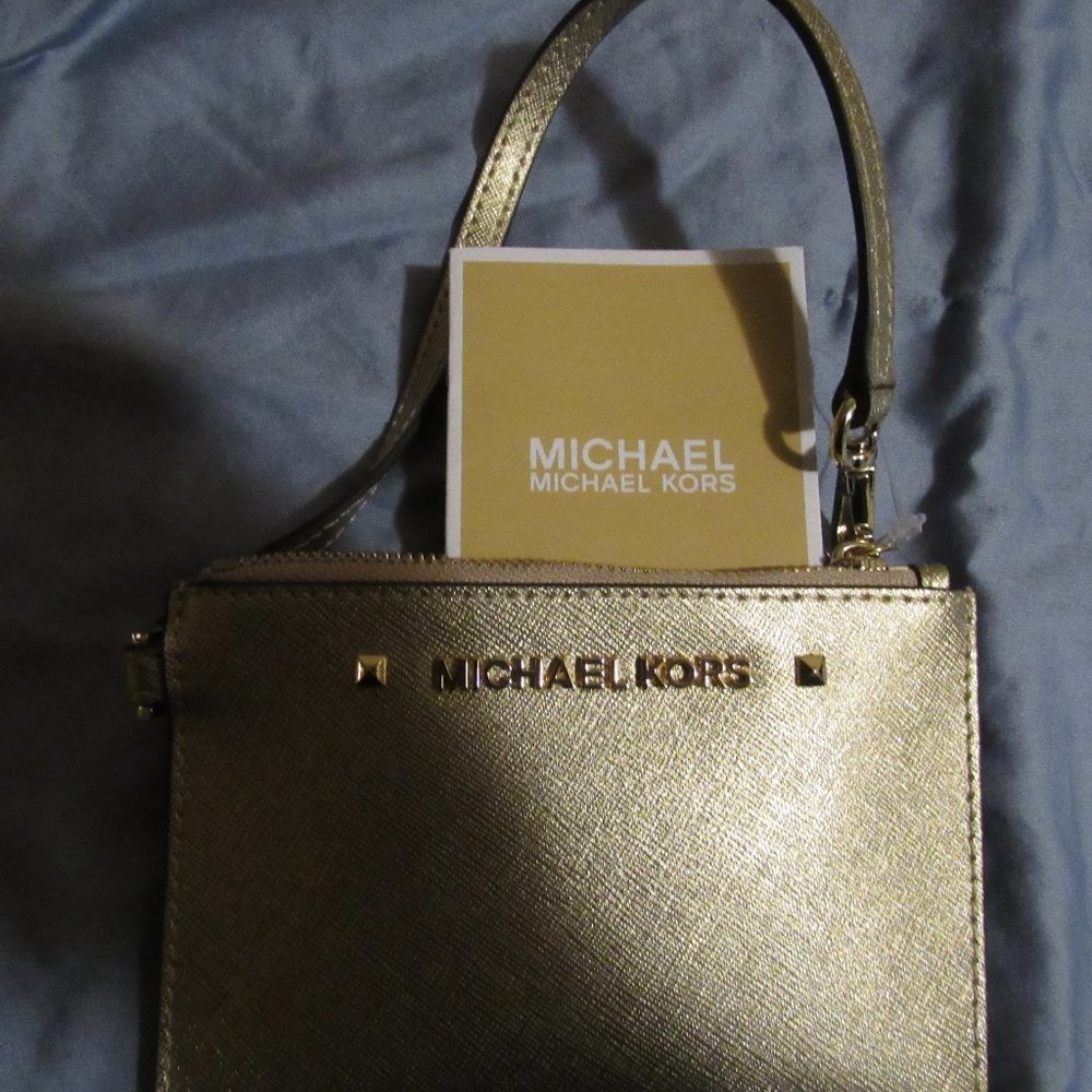 wristlet - Picture 2 of 2